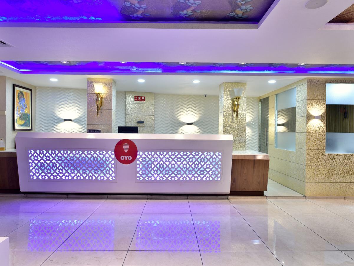 Oyo 13217 S S International Hotel Dalhousie Bagian luar foto